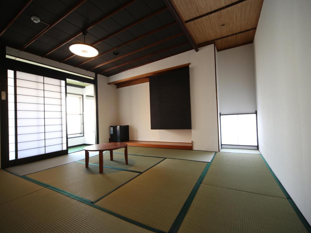 Setouchi Mangetsuso Hostel Takamatsu Exterior photo