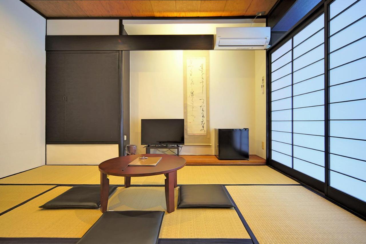 Setouchi Mangetsuso Hostel Takamatsu Exterior photo